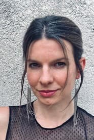 Anna Markó-Valentyik as Rita