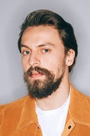 Metin Akdülger dans le rôle de Can Tarun