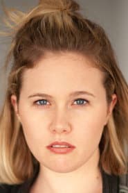 Katelin Petersen في دور Jennifer Gatley