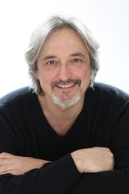 Aníbal Soto dans le rôle de Security 2