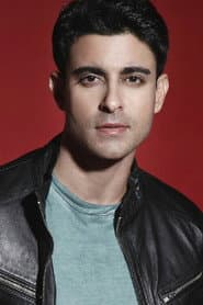 Gautam Rode dans le rôle de Sharman