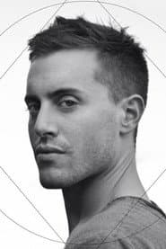 Fabien Ducommun as Axel