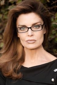Tracy Scoggins في دور Hope Hathaway