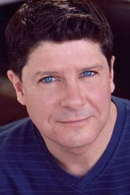 Michael McGrath dans le rôle de Seavers