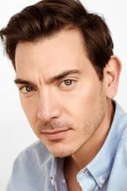 Matty Finochio dans le rôle de Ellis Dinkins