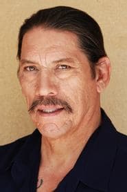Danny Trejo dans le rôle de Carlos Santana