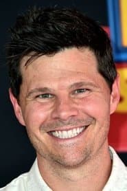 Ian Reed Kesler as Skip Franklin