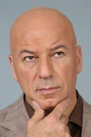 Giovanni Cacioppo dans le rôle de Husband of the woman in labour