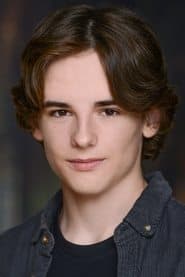 Liam MacDonald في دور Georgie