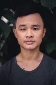 Aaron Teoh في دور Avaric