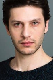 Barış Aytaç as Onur