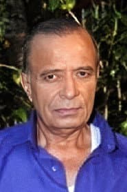 Suresh Chatwal في دور Lala