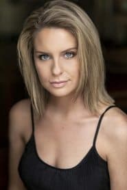 Emma Fenton dans le rôle de Ellie Aarons
