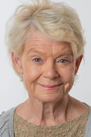 Holgie Forrester dans le rôle de Mrs. Helmer