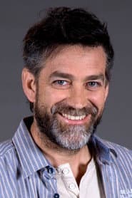 Felipe Braun dans le rôle de Arturo's Father
