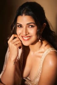 Nimrat Kaur dans le rôle de Bela Barot
