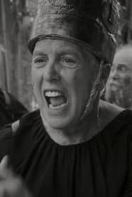 Ross McLeod في دور Chorus Leader