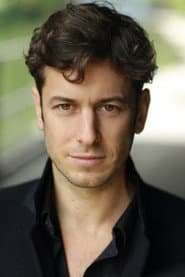 David Ricardo-Pearce في دور PC Nick Thompson