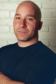 Gianni Biasetti Sr. dans le rôle de Larry