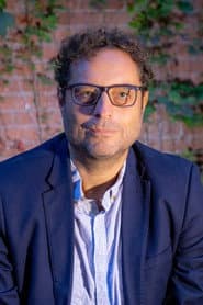 Theodore Ushev dans le rôle de (voice)