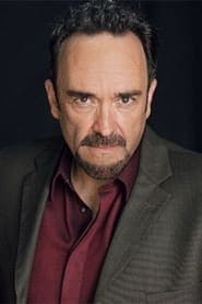 Daniel Zacapa as Arturo, bartender at Vallenari's (credited as Garret Pearson)