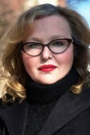 Елена Соловей في دور Rosie Hertz