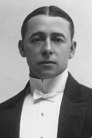 William Collier Sr. dans le rôle de David Tuttle