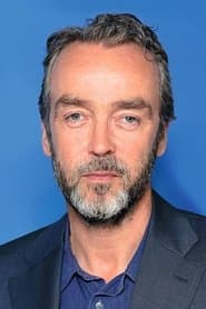 John Hannah في دور Leo