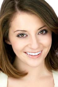 Anya Whelan-Smith dans le rôle de Clara