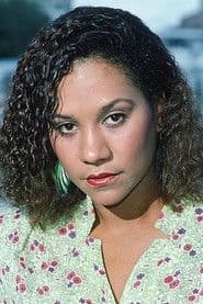 Olivia Brown dans le rôle de Ms. Gladstone