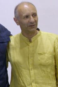 Giovanni D'Angelo dans le rôle de Himself