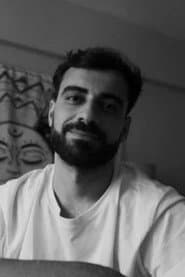 Mustafa Yalçin في دور Titi