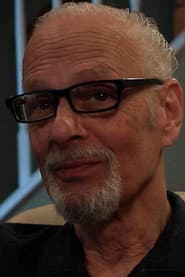 Alan Strawser في دور Uncle Al