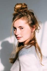 Annie Hamilton dans le rôle de Grace
