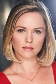 Emily Vere Nicoll dans le rôle de Pastor Sarah Williams