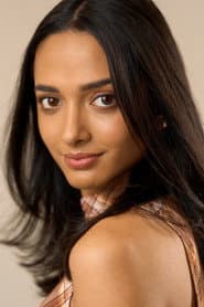 Chandni Shah as Zoe