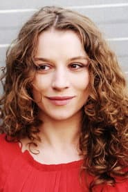 Antonia Bill as Mandy Novak