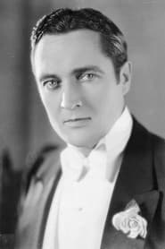 Edmund Lowe في دور Mile-Away Barry