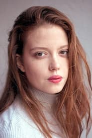 Héloïse Janjaud as Charlotte