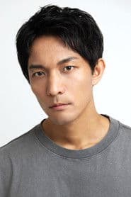 Takashi Kitadai dans le rôle de Robes