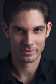 Adam Boncz dans le rôle de Laszlo Gabas