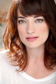 Laura Michelle Kelly dans le rôle de Lucy / Beggar Woman