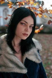 Erin Russ في دور Eden