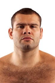 Gabriel Gonzaga dans le rôle de Self