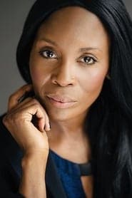 Lanette Ware dans le rôle de Coach Parker