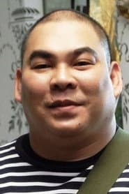 ชูศักดิ์ เอี่ยมสุข dans le rôle de Jonas