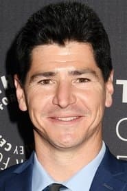 Michael Fishman في دور Mike Holliday