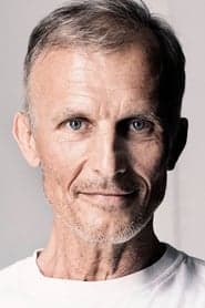 Richard Sammel as Truck Driver
