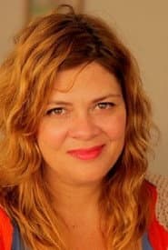 Renata Pinheiro as Ela mesma