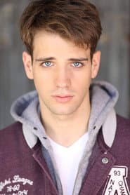Brandon Tyler Russell dans le rôle de Ben Barrett